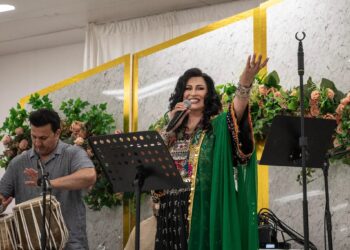 New York Times: Some Afghans Like Naghma More Than Their Politicians