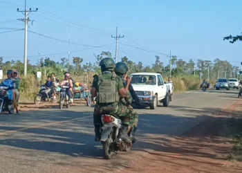 Thai Forces Launch Airstrikes Along Border with Cambodia