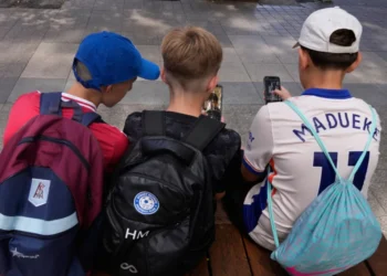 Greece to Ban Social Media Access for Children Under 15