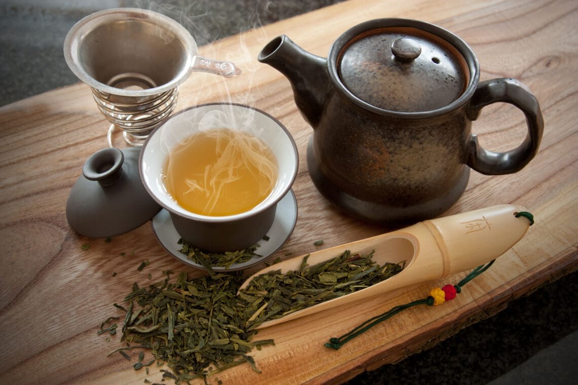 L’histoire du thé : comment cette boisson est devenue un pont entre les cultures
