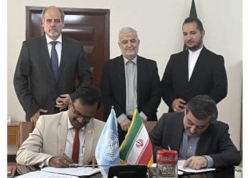 تفاهم ایران و سازمان ملل برای آموزش دانش‌جویانِ اهلِ افغانستان