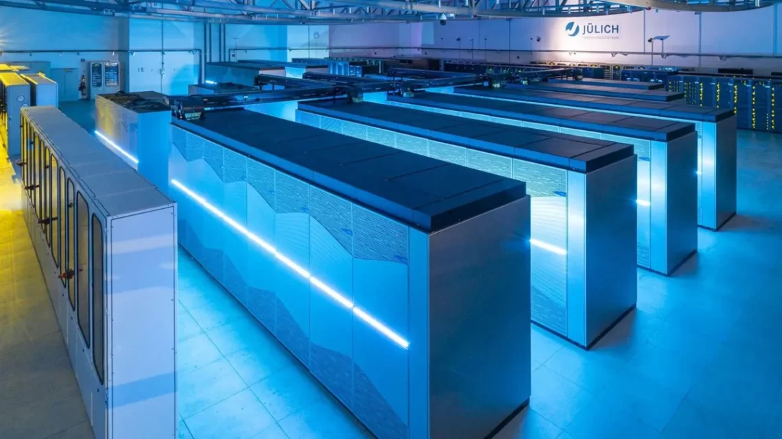 سریعترین ابر رایانهی جهان