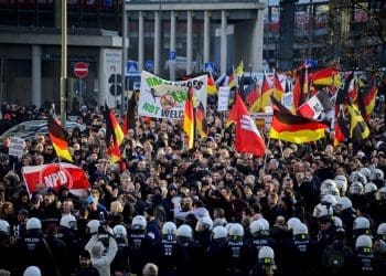 اعتراضاتِ گسترده برضدِ گروه‌های راست افراطی در آلمان