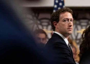 «بیست سالگی فیسبوک»؛ مِتا و مارک زاکربرگ نباید اجازه داشته باشند که دوره بعدی بشریت را شکل دهند