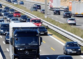 آلمان و چین بیانیه‌ی مشترکی در مورد به اشتراک‌گذاری اطلاعات موترهای هوشمند را امضا کردند