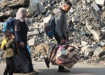 اسرائیل به پناه‌گرفتگان در رفح دستور تخلیه داده است؛ هزاران تن می‌گویند جایی برای رفتن ندارند