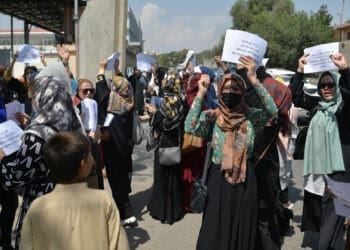 اتحاد فعالان حقوق بشر: تصمیم تازه‌ی طالبان «بدوی و زشت» است