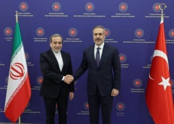 عراقچی در انقره می‌گوید امریکا عامل دامن‌زدن به ناآرامی‌ها در سوریه است