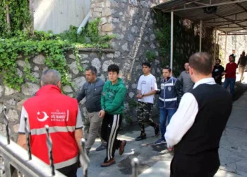 ترکیه نزدیک به ۸۰ هزار پناه‌جوی غیرقانونی را در سال گذشته‌ی میلادی بازداشت کرده‌است