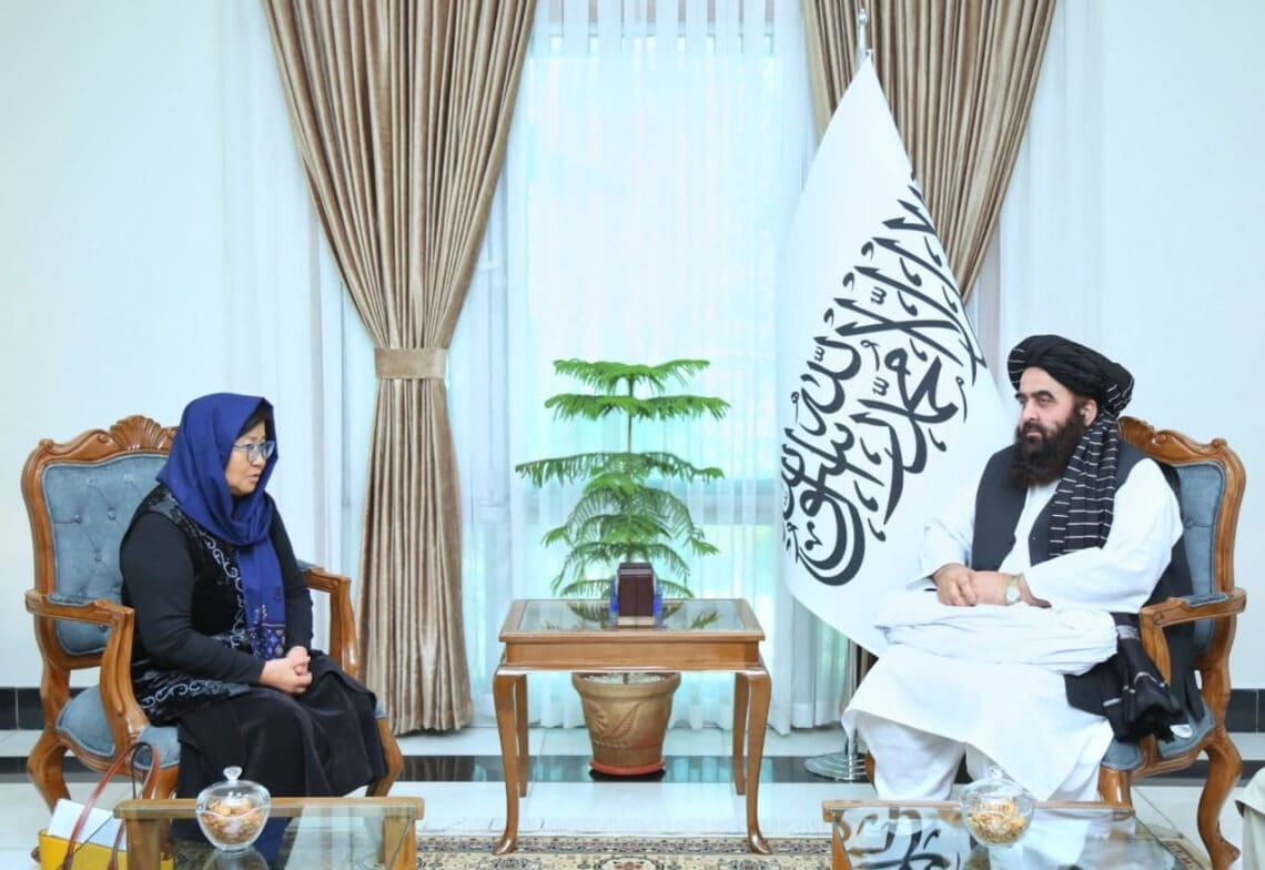 ستایش رئیس یوناما از طالبان؛ اوتنبایوا به طالبان گفته‌است «دست‌آوردهای» حاکمیت آنان را به جهان خواهد گفت