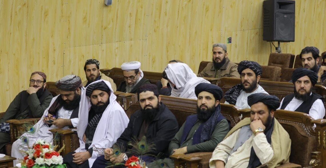 «نشر حقایق» یا تبلیغات اجباری؟؛ طالبان از سخنگویانش خواست در رسانه‌ها از «پیشرفت» سخن بگویند