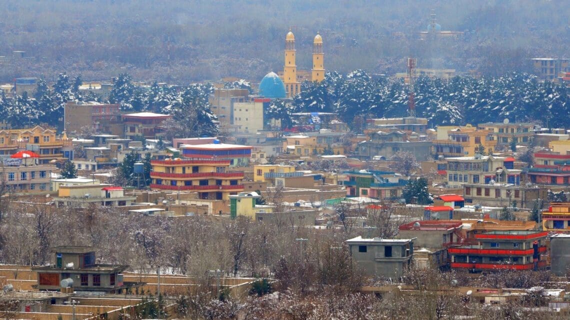 انفجار در مسجدی در سمنگان؛ طالبان می‌گوید بمب دستی بوده و عاملان بازداشت شده‌اند