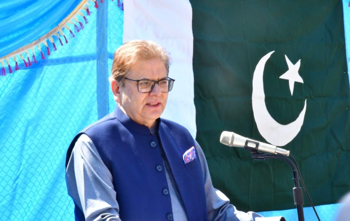 محمدصادق: منافع پاکستان و افغانستان جدا ناشدنی‌ اند