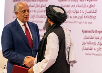 تحلیل: ترمپ در ادامه‌ی سیاست دوره‌ی قبلی خود به تعامل با طالبان ادامه می‌دهد