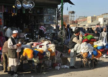 طالبان از افزایش تورم و قیمت مواد خوراکی در ماه حمل خبر داد