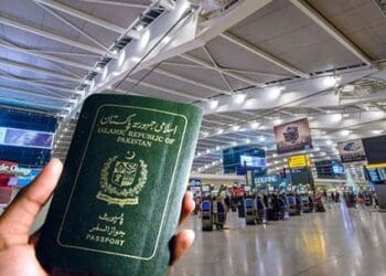 پاکستان: در پنج سال هزاران شهروند افغانستان با گذرنامه‌های جعلی به عربستان سفر کرده‌اند