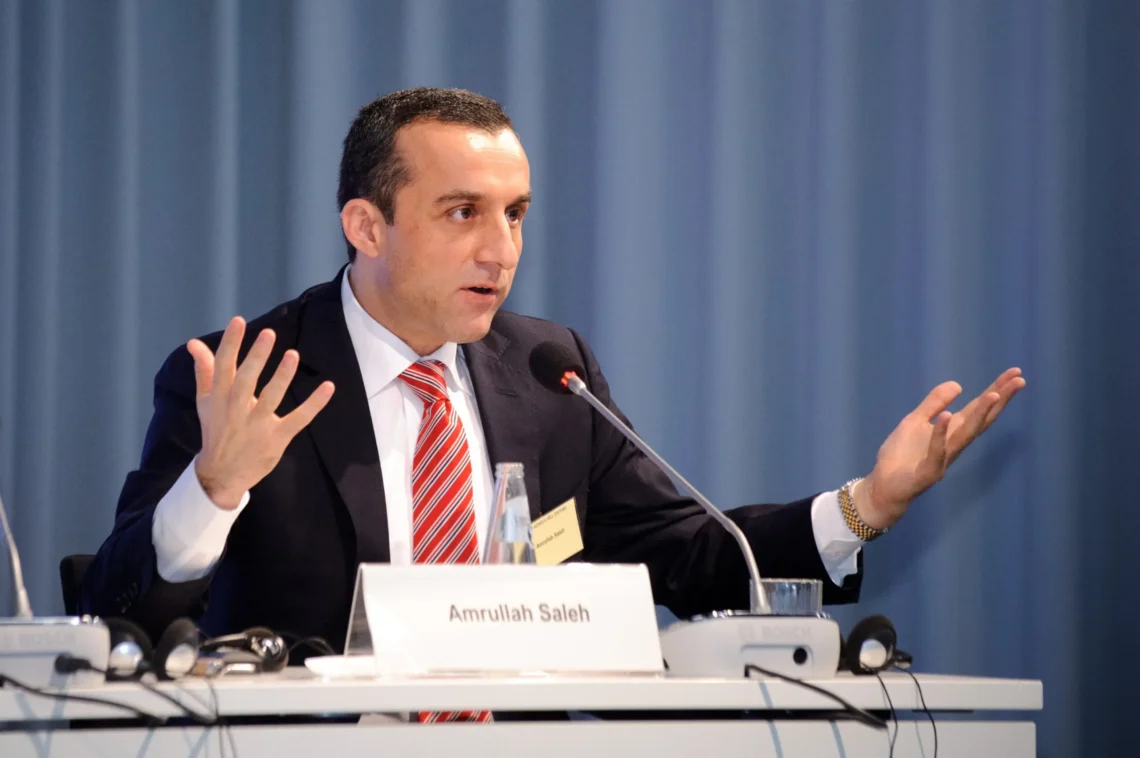 امرالله صالح: امریکا ۲۵۰ میلیارد افغانی پول افغانستان را به طالبان تحویل داده است