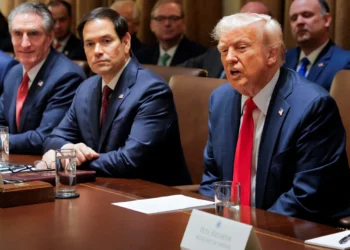 امریکا سه فرد و یک نهاد مرتبط با برنامه‌ی هسته‌ای ایران را تحریم کرد