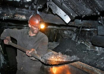 هشت کارگر اهل افغانستان در آتش‌سوزی معدن ذغال‌سنگ در تاجیکستان جان باختند