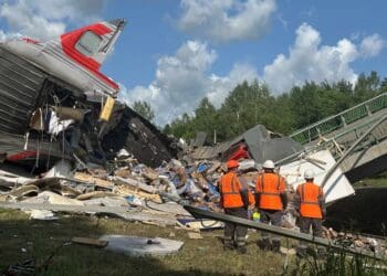 ریزش «مشکوک» پلی در بریانسک روسیه نزدیک به ۸۰ قربانی گرفت