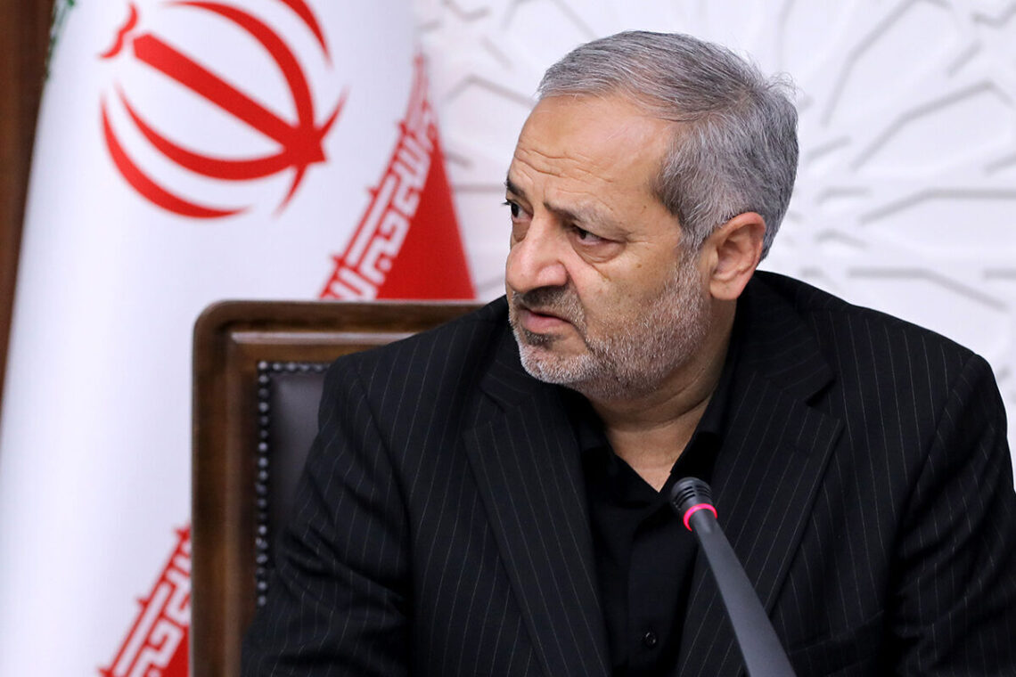 وزیر آموزش ایران: دانش‌آموزان افغانستان باعث افت تحصیلی همتایان ایرانی خود می‌شوند