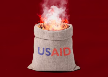 دولت ترمپ صدها تُن غذای اختصاص‌یافته برای کودکان افغانستان را می‌سوزاند