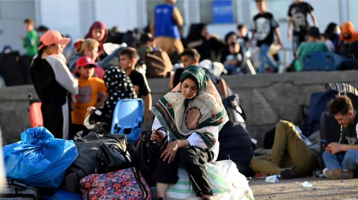 طالبان: روز گذشته بیش از ۳۱ هزار مهاجر از ایران وارد کشور شده اند