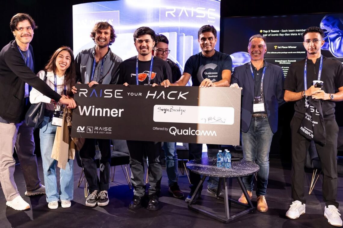 ابتکار دو برادر اهل افغانستان برنده‌ی بخشی از رقابت جهانی هوش مصنوعی در پاریس شد