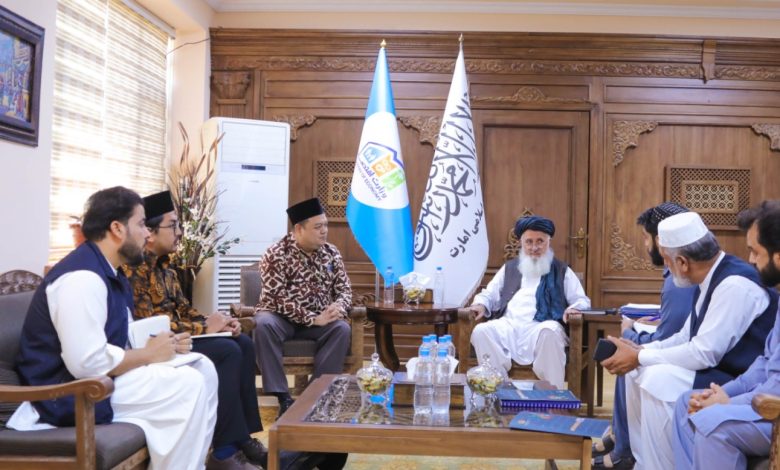 طالبان میگوید بازرگانان اندونیزیایی آمادهی سرمایهگذاری در افغانستان اند