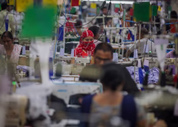 تنبیه برای خرید نفت از روسیه؛ تعرفه‌های امریکا بر کالاهای هندی دو برابر شدند