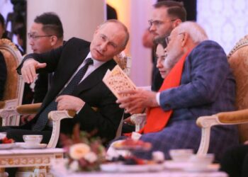 دستیار ارشد ترمپ: هند، روسیه را در جنگ اوکراین تامین مالی می‌کند