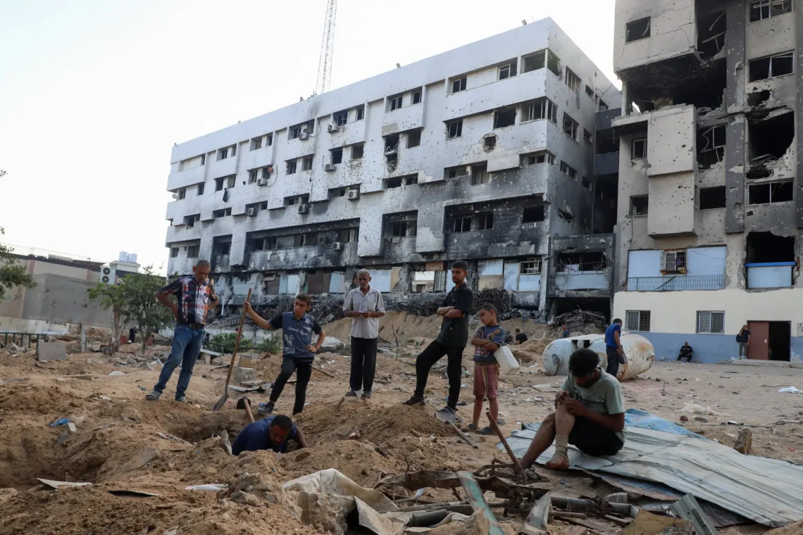 مسئولان صحی غزه: ۳۲ تن در حملات دیشب اسرائیل کشته شدند