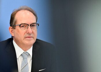 روزنامه‌ی بیلد: مقام‌های ارشد وزارت داخله‌ی آلمان ماه بعدی به کابل می‌روند