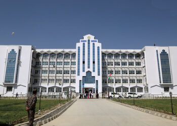 طالبان شهرک «سید اسحاق گیلانی» را مصادره کرد