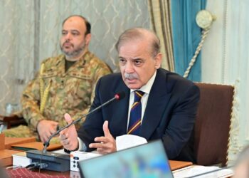 نخست‌وزیر پاکستان دستور اخراج فوری مهاجران افغانستان را صادر کرد