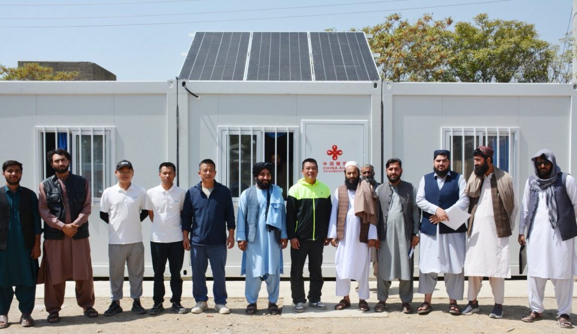 چین ۱۵۶ کانکس به افغانستان کمک کرد