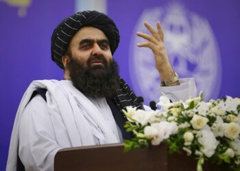 وزیر خارجه‌ی طالبان برای نخستین بار به هند سفر کرد