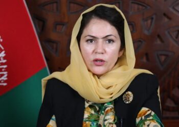 فوزیه کوفی می‌گوید معادن بدخشان در حال «تاراج و غارت‌شدن» اند