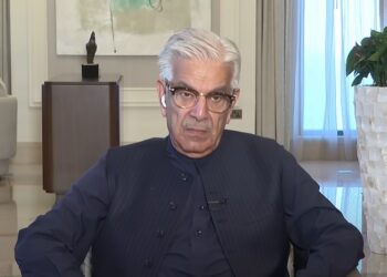 وزیر دفاع پاکستان: روابط اسلام‌آباد و طالبان در حال عادی‌شدن است