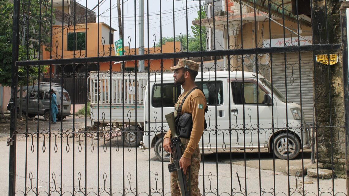 رویترز: ۱۱ نظامی پاکستانی در کمین تی‌تی‌پی کشته شدند