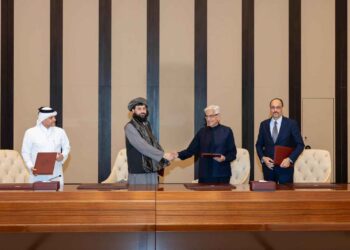 وزیر دفاع پاکستان: در پیش‌نویس توافق‌‌‌نامه‌ی آتش‌بس با طالبان واژه‌ی «مرز» وجود دارد