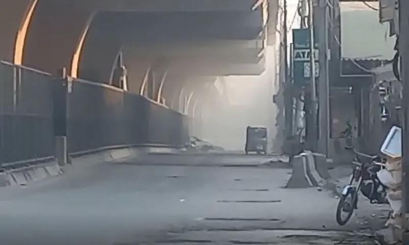 یک مقر نیروهای پاکستانی در پشاور هدف حمله قرار گرفت