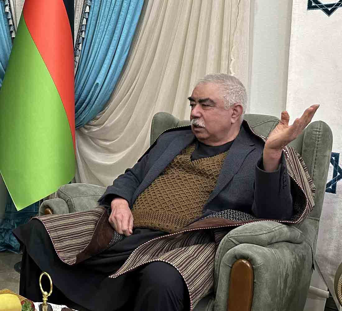 دوستم میگوید در حزب جنبش ملی اصلاحات آورده شده است