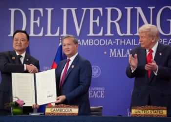 تایلند توافق‌ آتش‌بس با کمبودیا را به حالت تعلیق درآورد