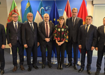 آسیای مرکزی و اتحادیه‌ی اروپا بر «صلح و توسعه» در افغانستان تاکید کردند