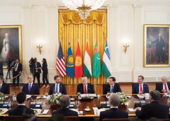 ترمپ با رهبران 5 کشور آسیای مرکزی دیدار کرد