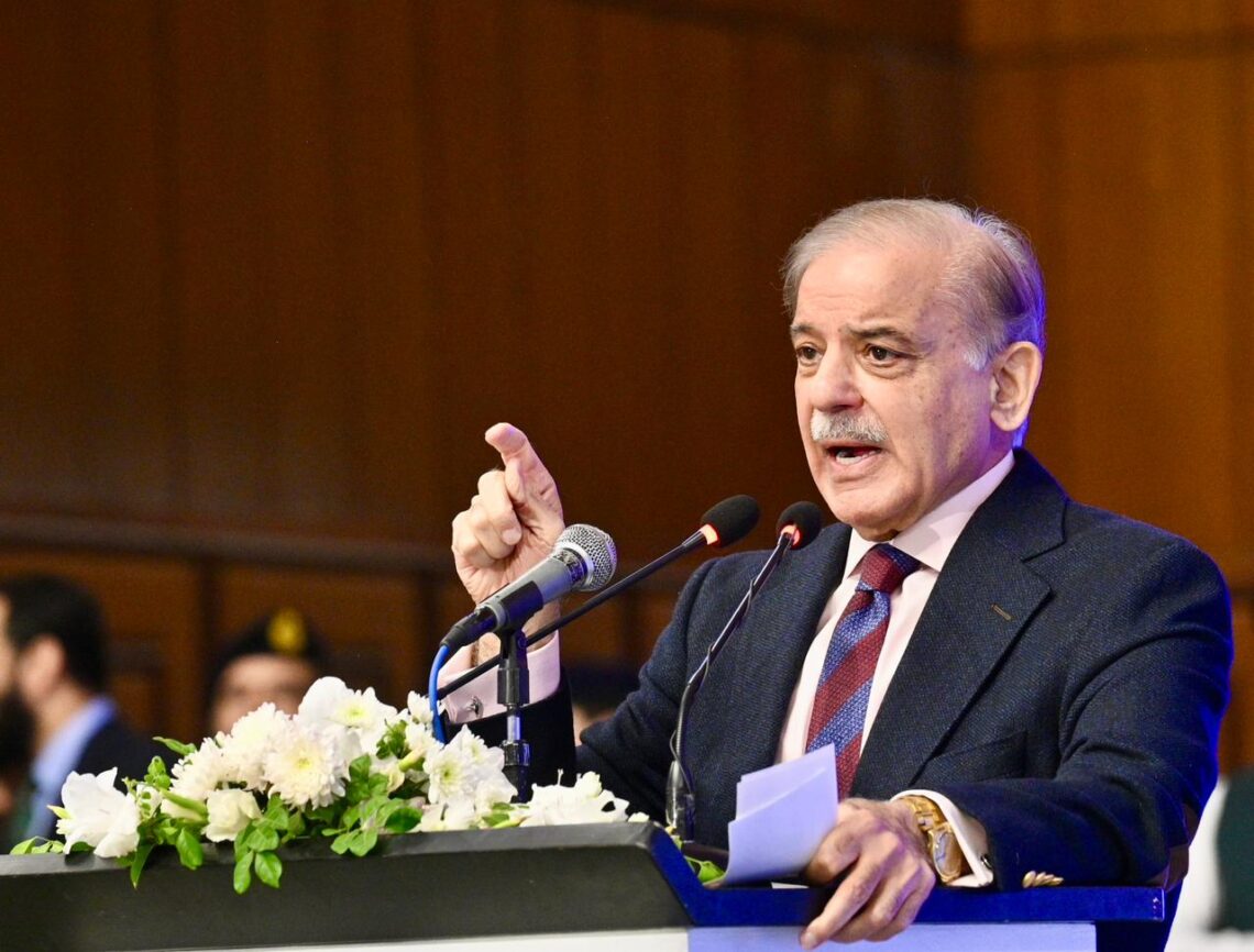 نخستوزیر پاکستان: به طالبان «درس فراموشنشدنی» دادیم