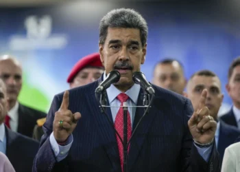 رییس‌جمهوری ونزوئلا به مردم امریکا: نگذارید ایالات متحده وارد جنگی مانند افغانستان شود