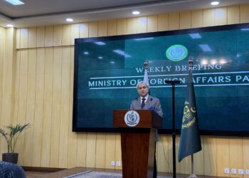 پاکستان: بازرگانی با افغانستان را به دلیل حمایت طالبان از تی‌تی‌پی متوقف کردیم