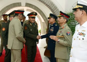 وزیر دفاع تاجیکستان به پاکستان سفر کرد